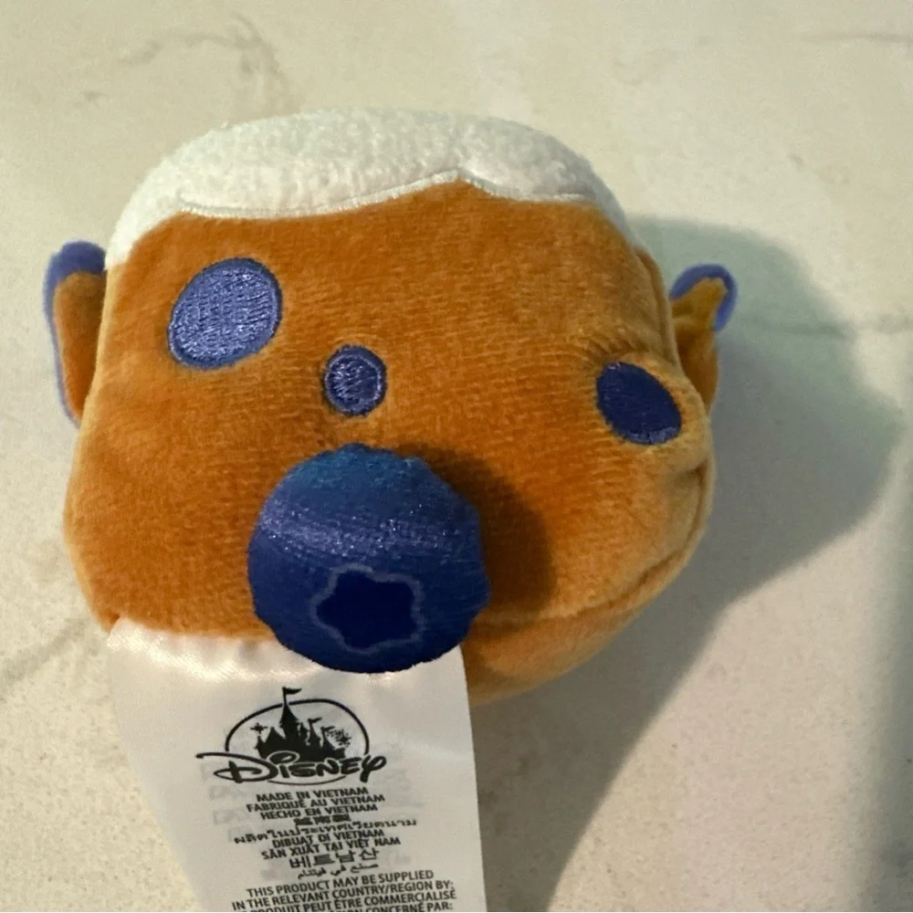 Disney Munchlings Plush Baked Treats Remix‎ Stitch Frosted Blueberry Loaf